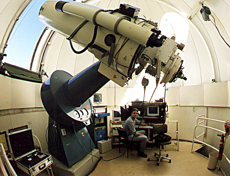 Steve Massey at SSO 24 inch telescope in 1999